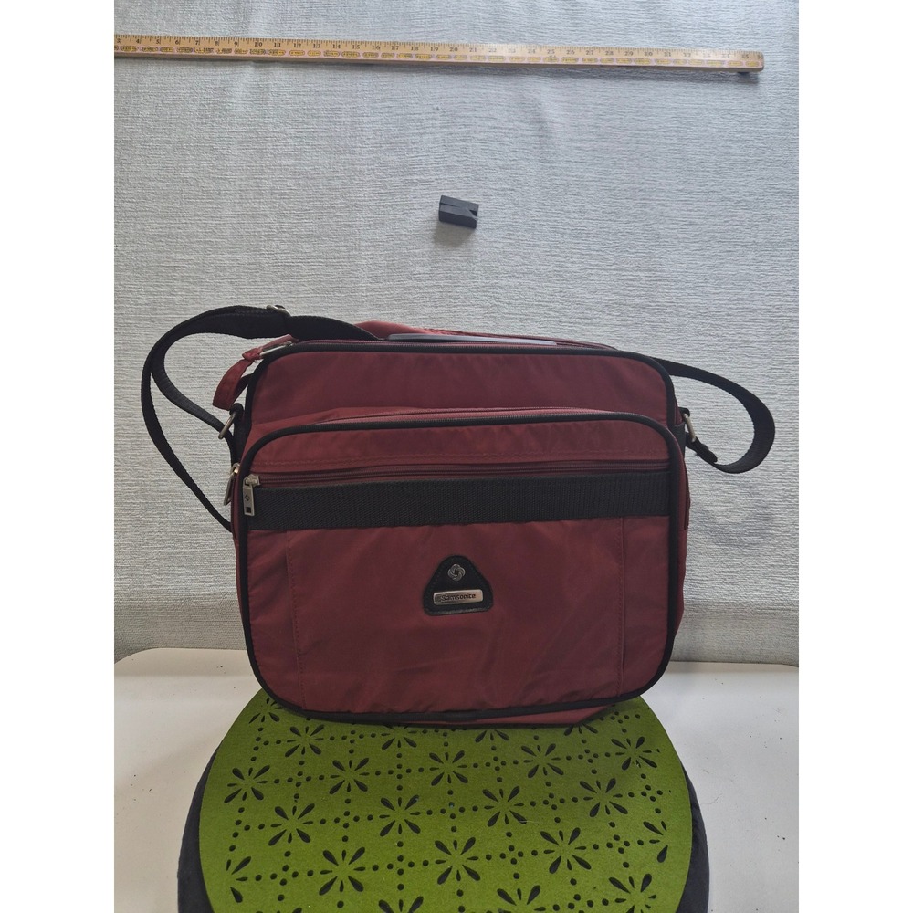 Vintage Samsonite Profile Soft-Sided Carry-On Travel Shoulder Bag Burgundy